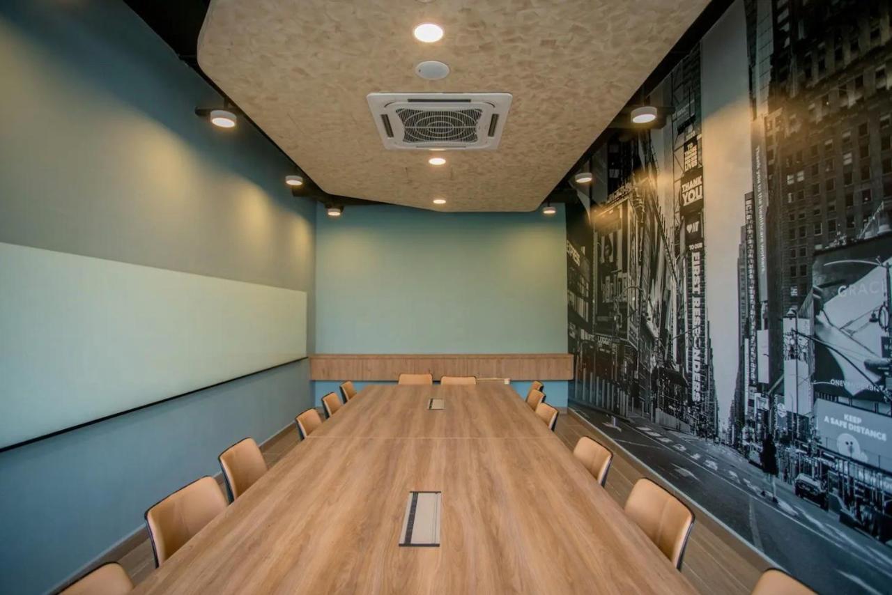 Neu Suites By Cobnb Kuala Lumpur Exterior photo